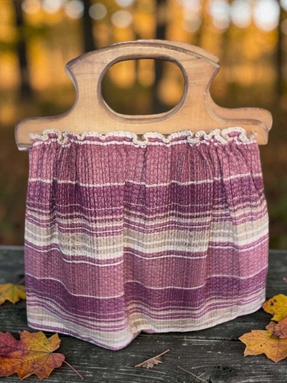 VTG Handmade Woven Tapestry Purse Carved Wooden Handle Boho Artisanal 70’s